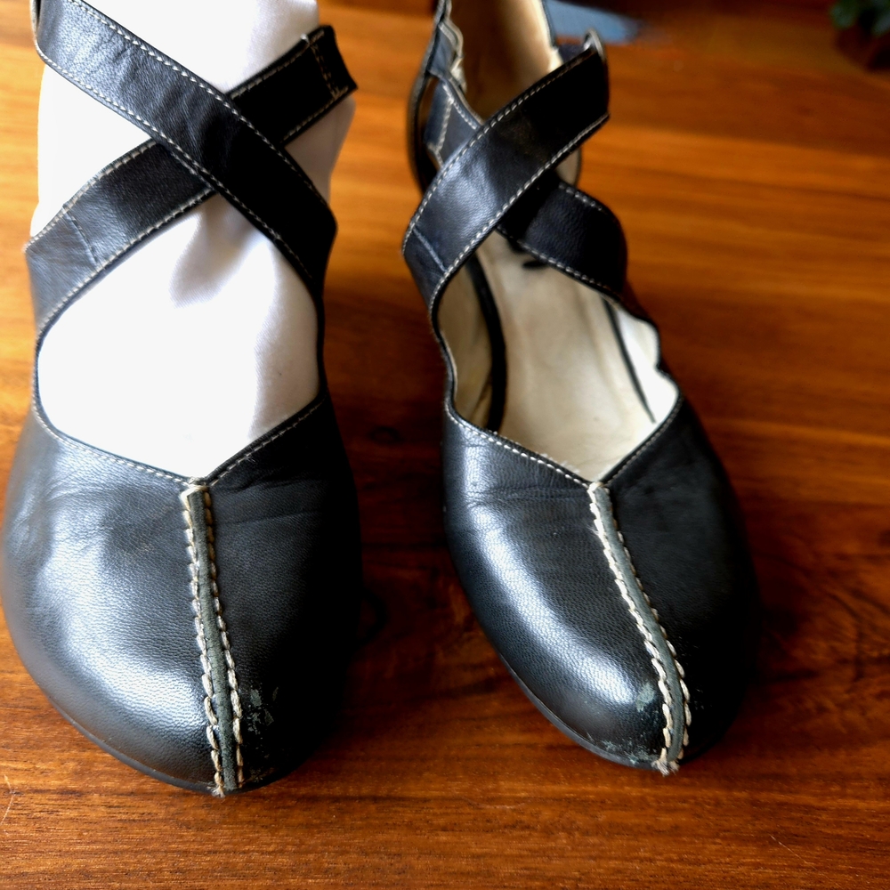 Elegant Black Women's Shoes